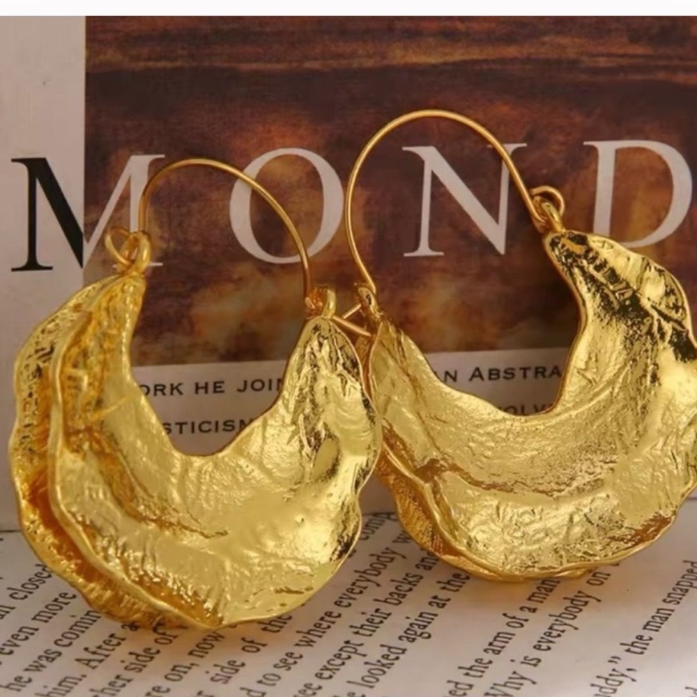Zara Gold Crescent Hoop Earrings - Picture 1 of 11